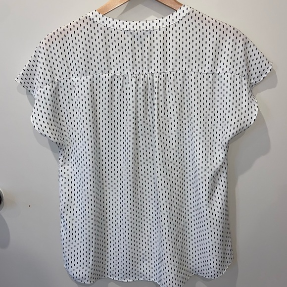 Banana Republic Blouse - Picture 3 of 3